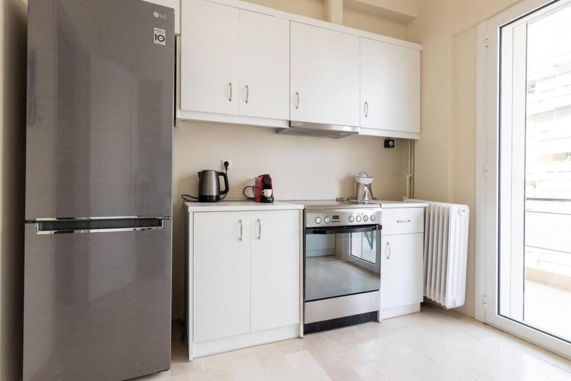 Amfitritis Family Lux Apartment At Palaio Faliro Atenas Exterior foto